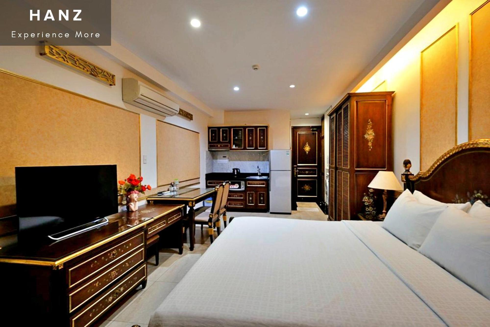 Khách sạn hẻo lánh Hanz 345 Business